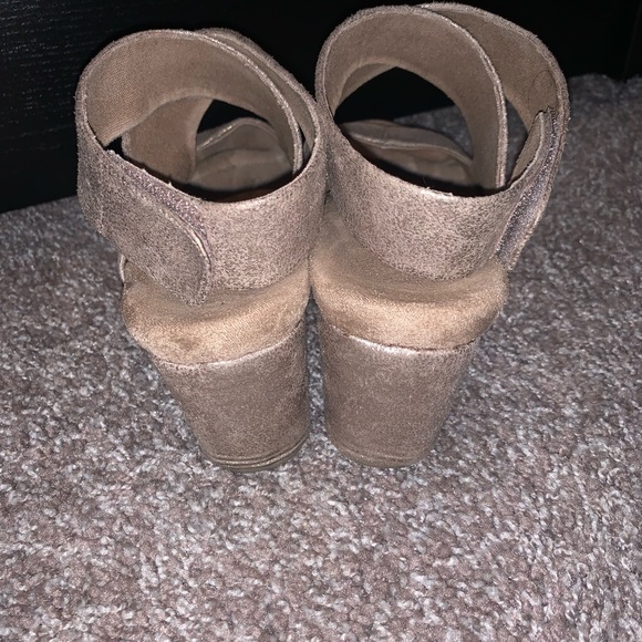 Coconuts by Matisse Coryn Metallic Wedges - Sz 8M - Picture 5 of 5